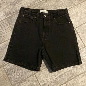 Abercrombie and fitch 7” dad short